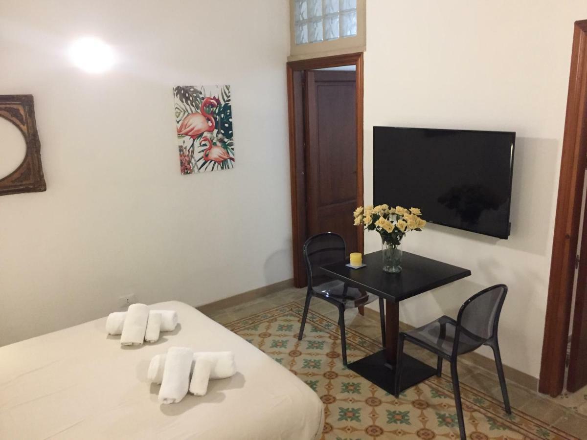 Al Civico 9 Apartman Trapani Kültér fotó